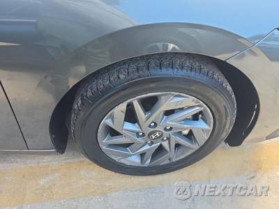 2026 Hyundai Elantra Hybrid Blue - zdjęcie 9 z 21 - miniatura