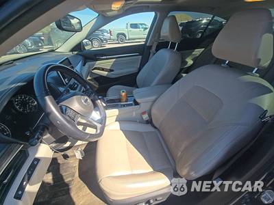 2020 Nissan Altima Platinum - zdjęcie 7 z 35 - miniatura