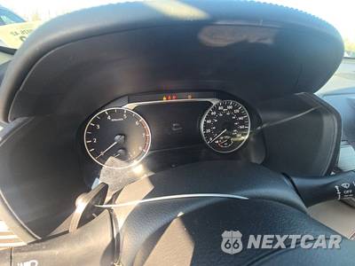 2020 Nissan Altima Platinum - zdjęcie 12 z 35 - miniatura