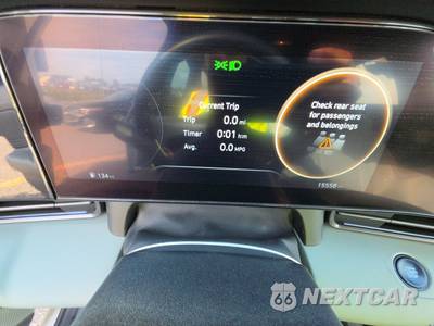 2025 Hyundai Elantra Hybrid Limited - zdjęcie 12 z 25 - miniatura