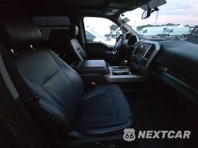 2016 Ford F-150 Lariat Crew Cab Medium Bed - zdjęcie 8 z 36 - miniatura