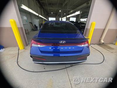 2025 Hyundai Elantra SEL Sport - zdjęcie 5 z 35 - miniatura
