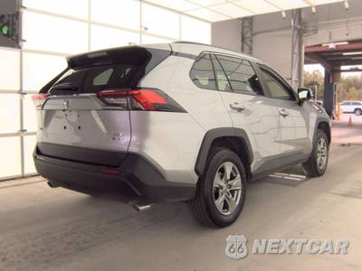 2025 Toyota RAV4 Hybrid XLE - zdjęcie 4 z 30 - miniatura