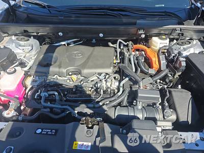 2025 Toyota RAV4 Hybrid XLE - zdjęcie 15 z 27 - miniatura