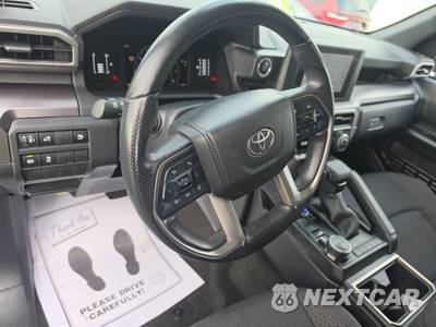 2025 Toyota 4Runner SR5 - zdjęcie 11 z 30 - miniatura