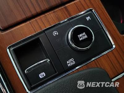 2023 Lincoln Navigator Reserve - zdjęcie 34 z 50 - miniatura