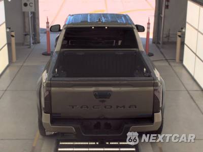 2026 Toyota Tacoma TRD Sport Crew Cab Medium Bed - zdjęcie 5 z 18 - miniatura