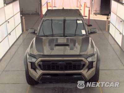 2026 Toyota Tacoma TRD Sport Crew Cab Medium Bed - zdjęcie 2 z 18 - miniatura