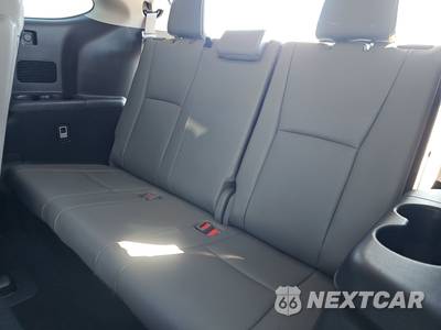 2022 Toyota Highlander XLE - zdjęcie 14 z 19 - miniatura