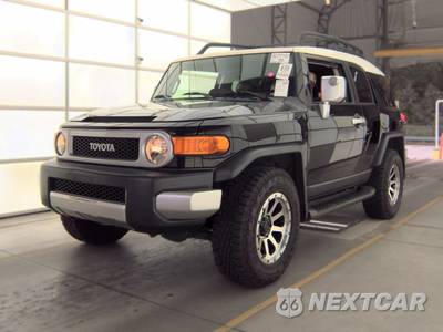 2011 Toyota FJ Cruiser w/Rear Doors