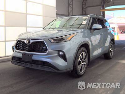 2022 Toyota Highlander XLE - zdjęcie 1 z 19 - miniatura