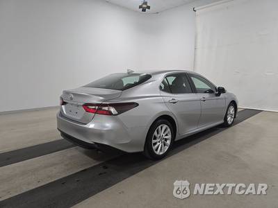 2024 Toyota Camry LE - zdjęcie 4 z 26 - miniatura