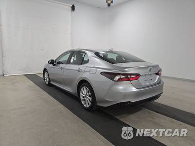 2024 Toyota Camry LE - zdjęcie 6 z 26 - miniatura