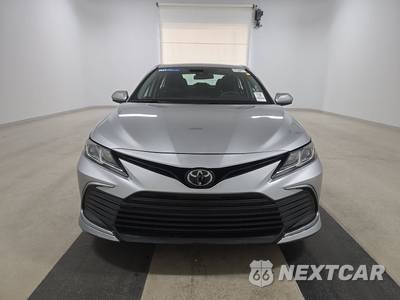 2024 Toyota Camry LE - zdjęcie 2 z 26 - miniatura