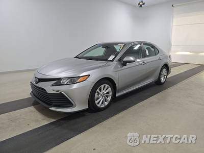 2024 Toyota Camry LE - zdjęcie 1 z 26 - miniatura
