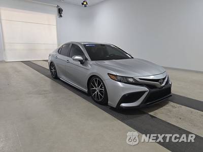 2024 Toyota Camry SE - zdjęcie 3 z 29 - miniatura