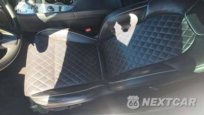 2021 Genesis G70 3.3T - zdjęcie 23 z 27 - miniatura