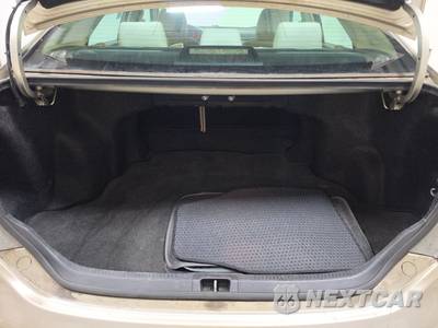 2014 Toyota Camry LE - zdjęcie 16 z 28 - miniatura