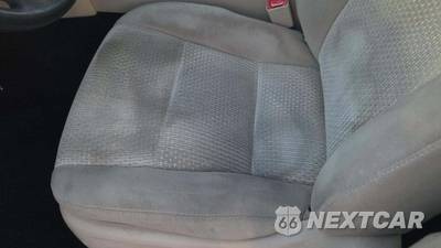 2014 Toyota Camry LE - zdjęcie 26 z 28 - miniatura