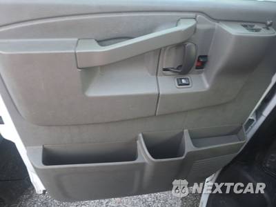 2019 Chevrolet Express 3500 Passenger Van LT 1LT 155.0" WB - zdjęcie 9 z 25 - miniatura