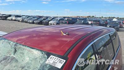 2027 Chrysler Pacifica Select 121.6" WB - zdjęcie 18 z 24 - miniatura