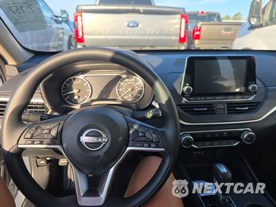 2026 Nissan Altima SV - zdjęcie 11 z 23 - miniatura