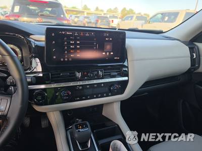 2026 Nissan Pathfinder SL - zdjęcie 11 z 21 - miniatura