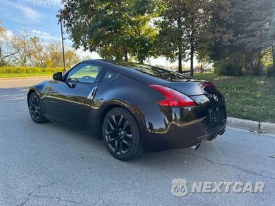 2017 Nissan 370Z Coupe - zdjęcie 12 z 17 - miniatura