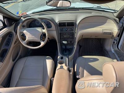 2002 Ford Mustang Deluxe Convertible - zdjęcie 10 z 25 - miniatura