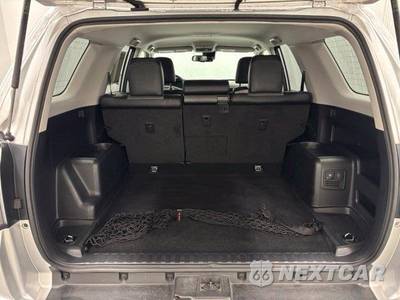 2023 Toyota 4Runner SR5 Premium - zdjęcie 7 z 38 - miniatura