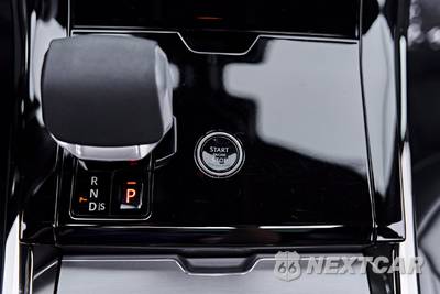 2025 Land Rover Range Rover Sport SE - zdjęcie 74 z 84 - miniatura