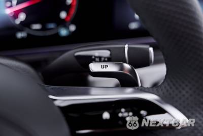 2026 Mercedes-Benz AMG G 63 4MATIC - zdjęcie 75 z 97 - miniatura