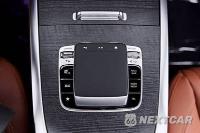 2026 Mercedes-Benz AMG G 63 4MATIC - zdjęcie 85 z 97 - miniatura