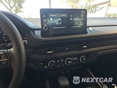 2026 Honda Accord Sedan SE - zdjęcie 11 z 22 - miniatura