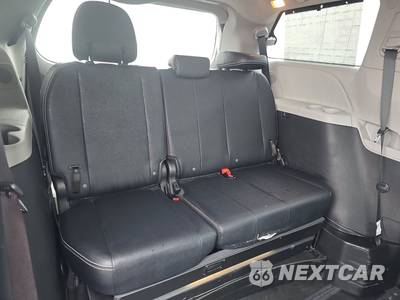 2020 Toyota Sienna SE 8-Passenger 119.3" WB - zdjęcie 14 z 21 - miniatura
