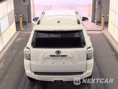 2021 Toyota 4Runner SR5 - zdjęcie 5 z 20 - miniatura