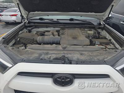 2021 Toyota 4Runner SR5 - zdjęcie 16 z 20 - miniatura