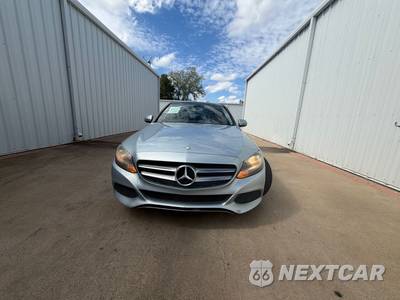 2016 Mercedes-Benz C 300 - zdjęcie 3 z 45 - miniatura