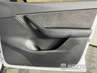 2020 Tesla Model Y Long Range - zdjęcie 41 z 47 - miniatura