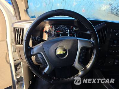 2017 Chevrolet Express 2500 Passenger Van LS 1LS 135.0" WB - zdjęcie 10 z 27 - miniatura