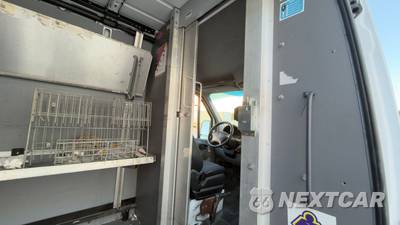 2012 Mercedes-Benz Sprinter 2500 Base High Roof 170.3" WB - zdjęcie 13 z 27 - miniatura