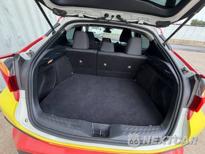 2021 Toyota C-HR LE - zdjęcie 33 z 37 - miniatura