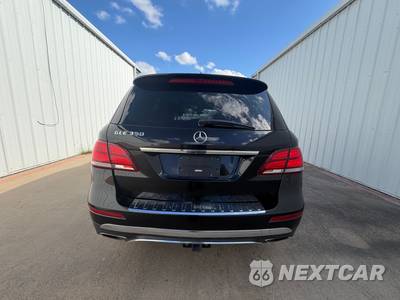 2016 Mercedes-Benz GLE 350 - zdjęcie 10 z 55 - miniatura