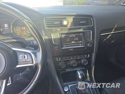 2015 Volkswagen Golf GTI SE Hatchback - zdjęcie 11 z 38 - miniatura