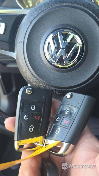 2015 Volkswagen Golf GTI SE Hatchback - zdjęcie 22 z 38 - miniatura