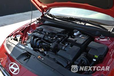 2025 Hyundai Elantra SE - zdjęcie 15 z 16 - miniatura