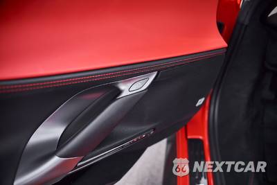 2022 Ferrari SF90 Spider - zdjęcie 37 z 50 - miniatura