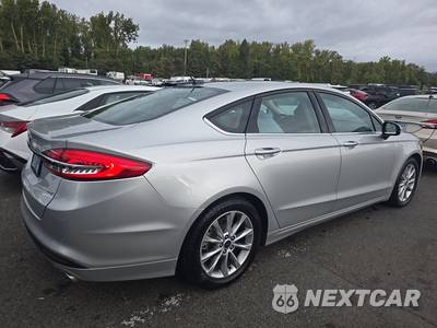 2017 Ford Fusion SE - zdjęcie 4 z 23 - miniatura