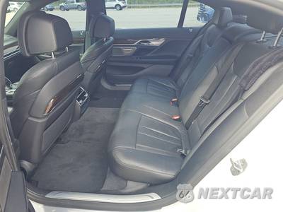 2020 BMW 7 Series Sedan 740i M SPORT LINE - zdjęcie 19 z 25 - miniatura