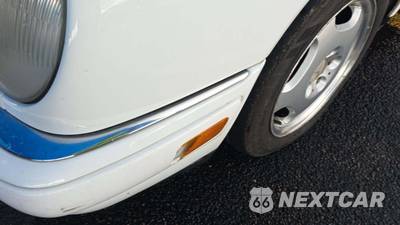 1999 Mercedes-Benz E 430 Sedan - zdjęcie 24 z 32 - miniatura